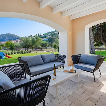 ヴィラ Mas Antigua ポレンサ