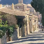 Βίλα Mas Antigua
